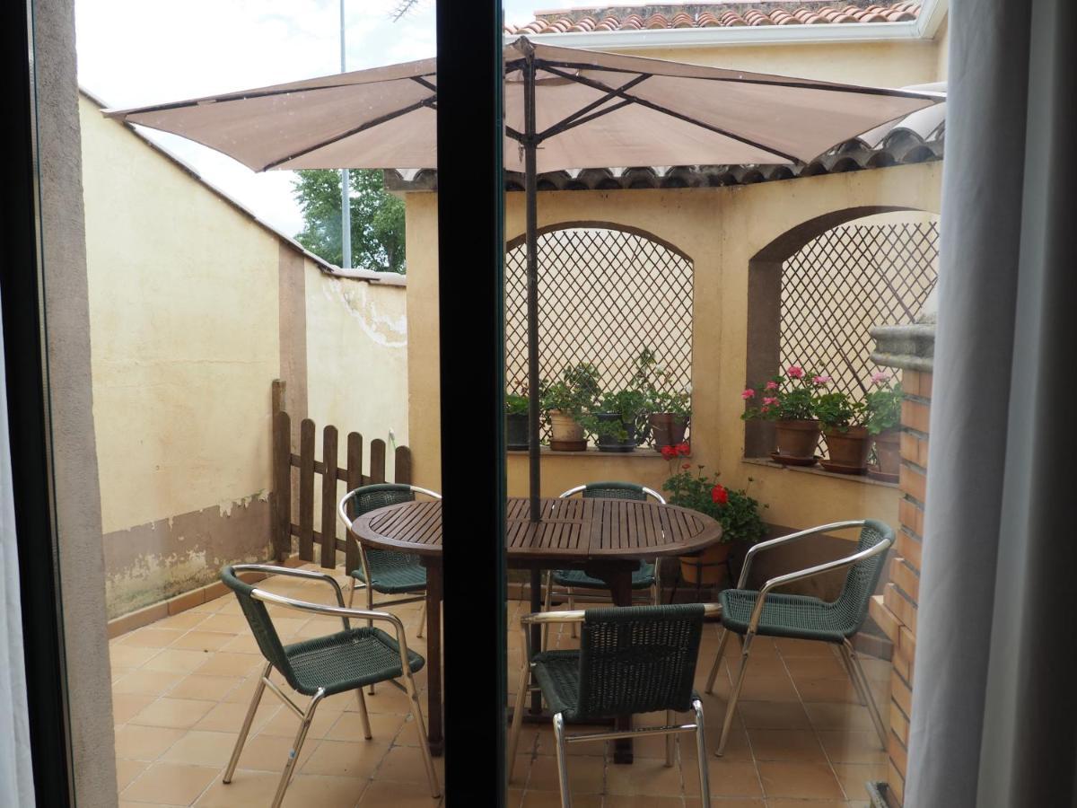 Hostal Casa De Nohales Exterior foto